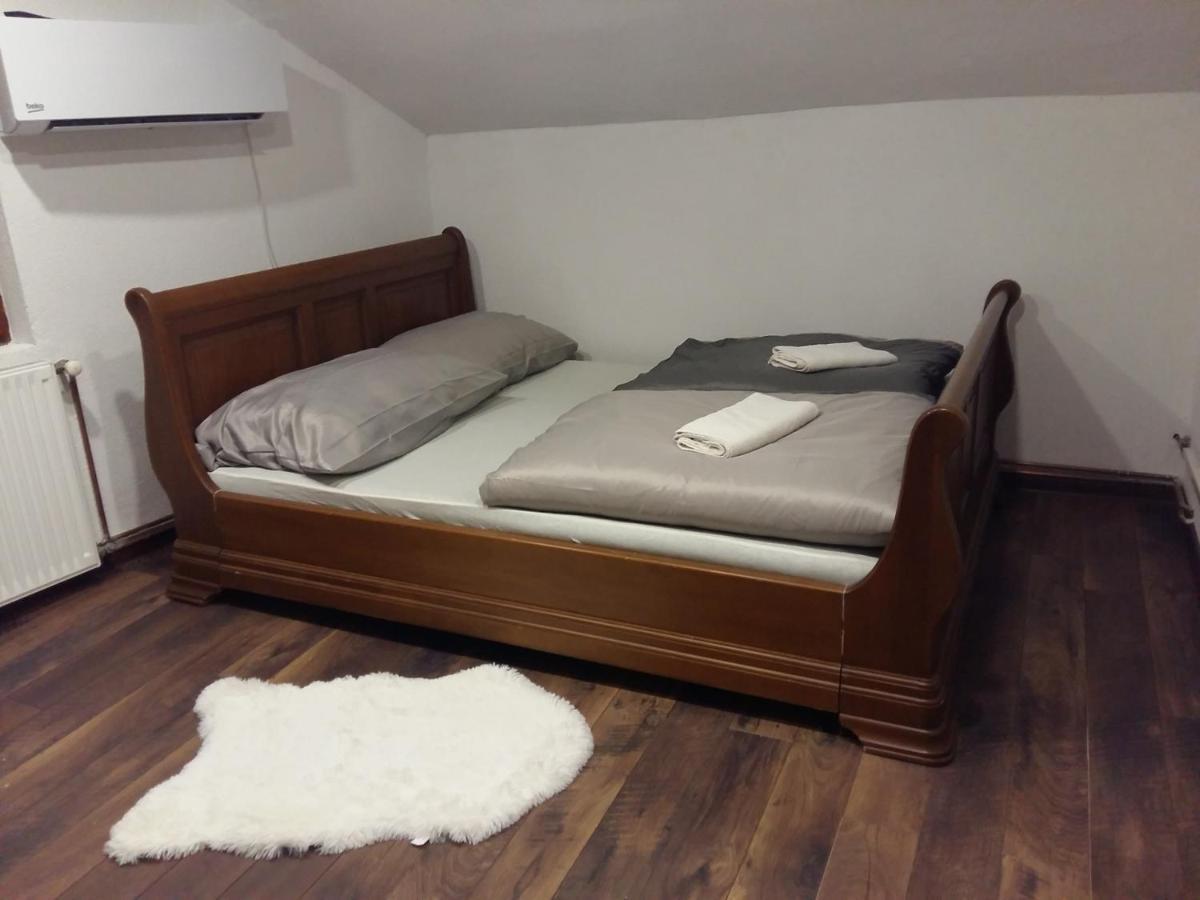 Cumurija Bridge Accommodation Σαράγεβο Δωμάτιο φωτογραφία