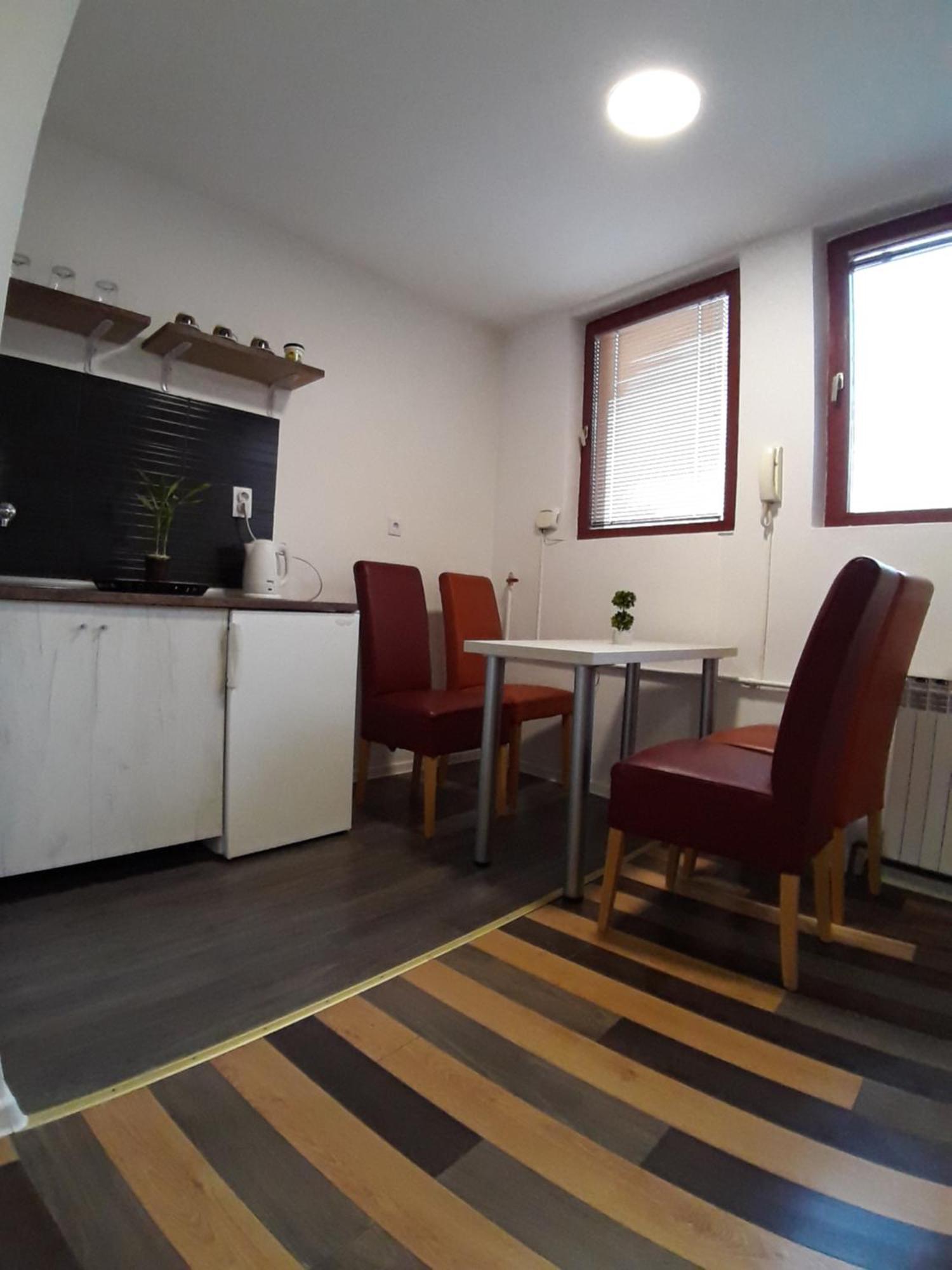Cumurija Bridge Accommodation Σαράγεβο Δωμάτιο φωτογραφία